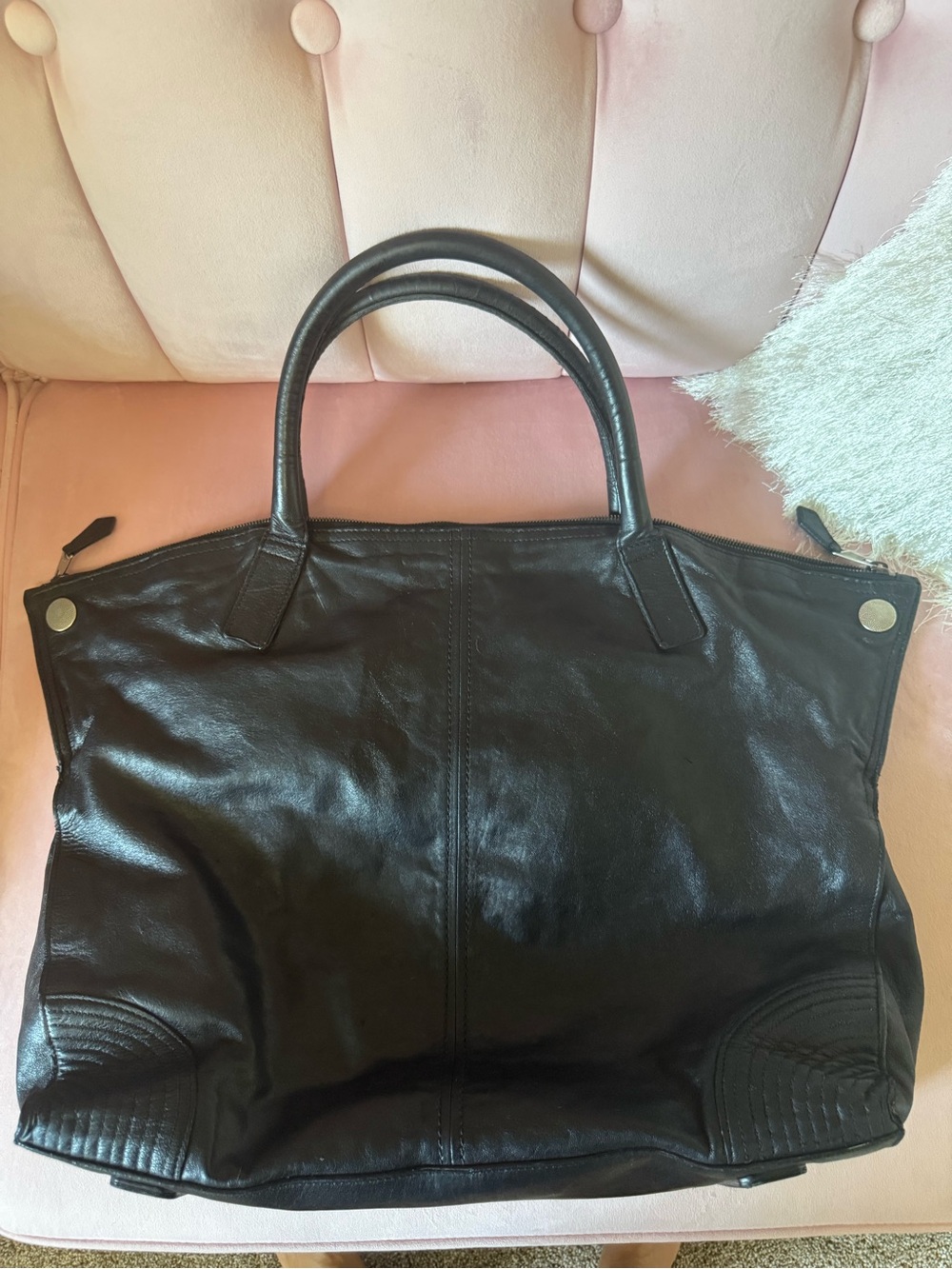 💯Auth! ALEXANDER MCQUEEN Large De Manta Tote in black leather. Silver hardware - Picture 15 of 16